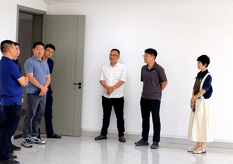 5.19川南公司党委副书记、董事、总经理罗煜到护国清障中心开展勤廉文化建设调研.jpg